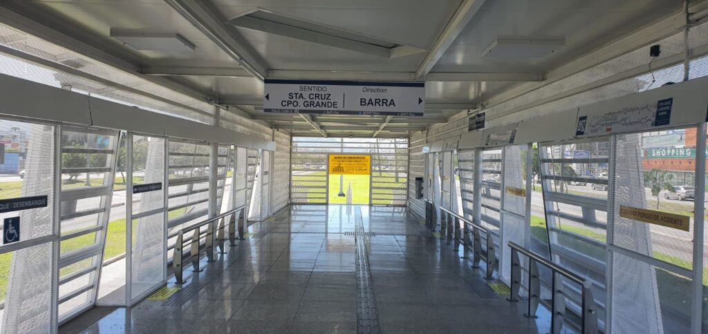 Estación BRT Benvindo de Novaes, Río de Janeiro.