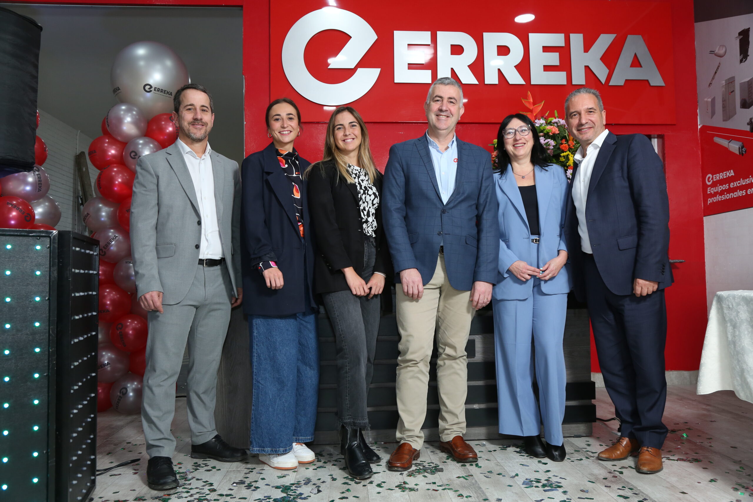 Antton Tomasena, CEO of ERREKA; Aitor Sotés, Director of ERREKA Connected Access; and Aitor Ortiz de Zarate, International Manager, along with representatives from SPRI Colombia.